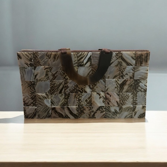 TICO Collection Shell Tile Handbag | Brown Tortoiseshell Look | Vintage Style - Picture 5 of 7